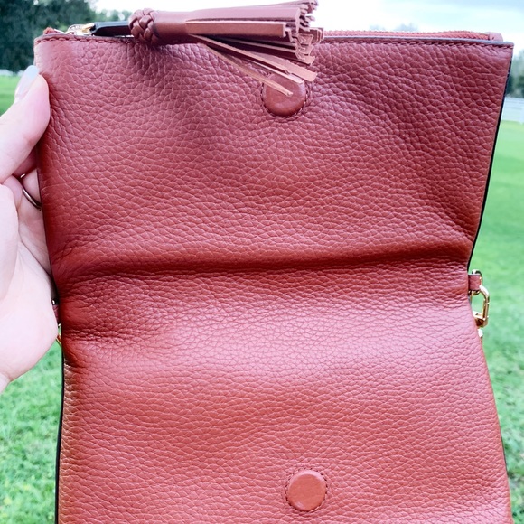 Tory Burch fold over crossbody - Picture 7 of 8